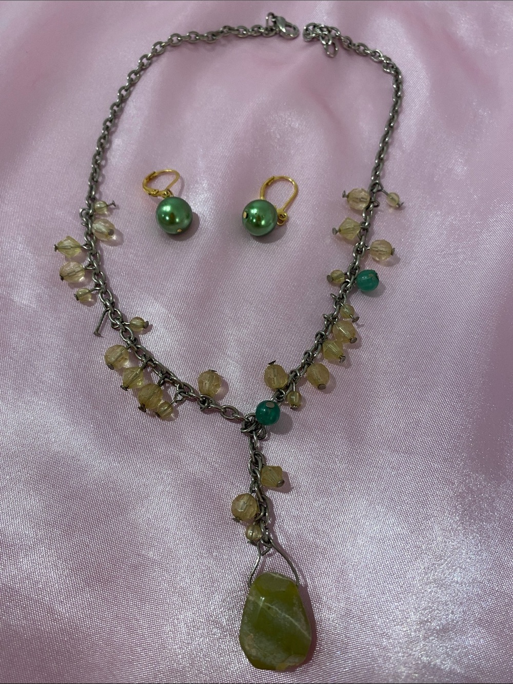 Green Bead and Gemstone Drop Necklace with Matching Green Pearl Earrings